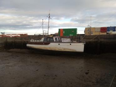 Monya - starboard view