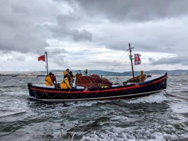 Photo Competition 2023 - The Elliott Gill travelling from Watchet to Minehead, by John Pearman