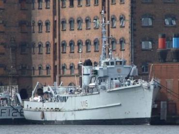 HMS Bronington - starboard view