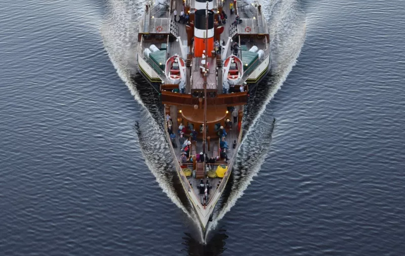 Bow side bird's view of PS Waverley underway