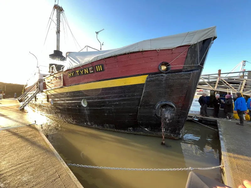 LV50 H.Y. Tyne moored up