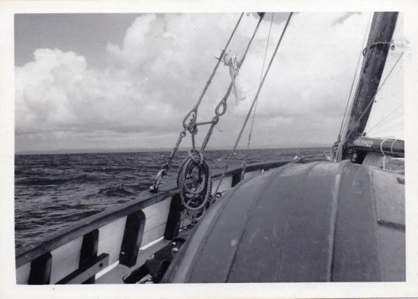 Hope of Porthleven - looking forward, underway