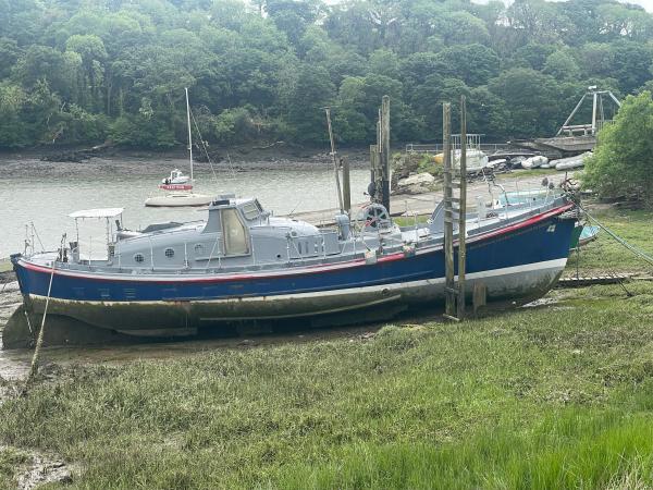  Moored Lawrenny Quay, Pembrokeshire