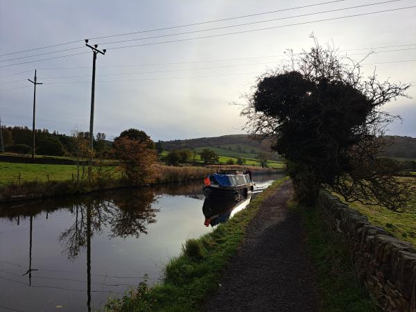 Dingly Dell cruising on a canal