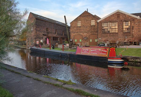 Dane at Middleport Pottery