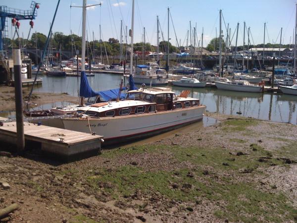 LADY BERYL port side view