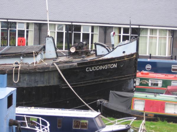 Cuddington - starboard bow