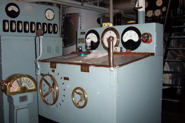 Edmund Gardner - engine room