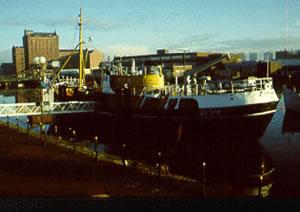 ROSS TIGER  - port quarter