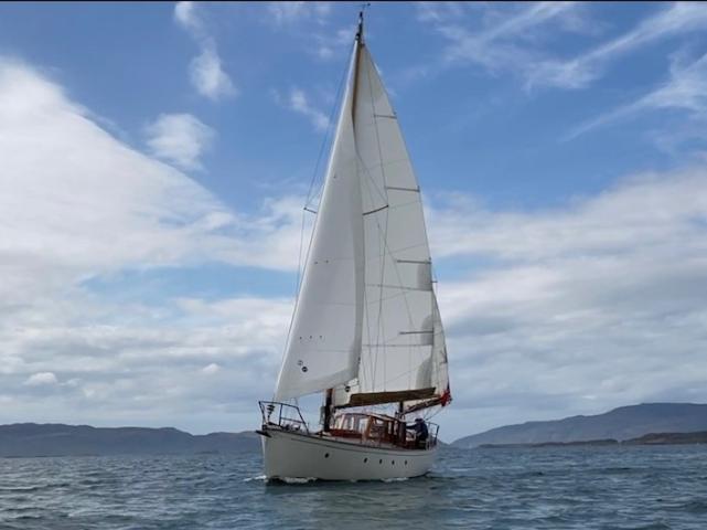 Glengour heading to Crinan