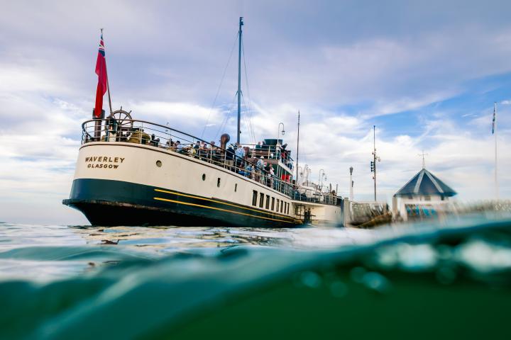 2024 Photo Comp - Waverley disembarking in Yarmouth