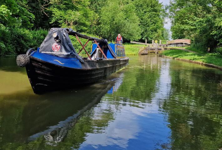 Python at work on the Chesterfield Canal - 2024 Photo Comp