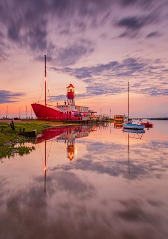 Trinity reds at sunrise - 2024 Photo Comp