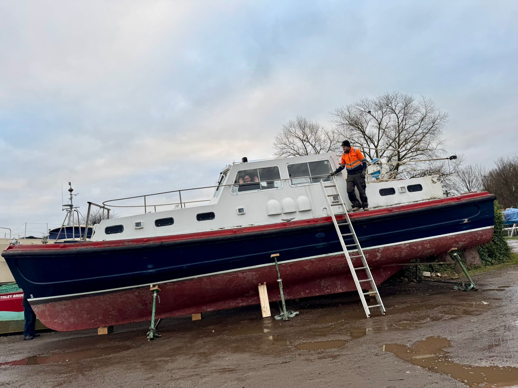 Parhelia out of the water