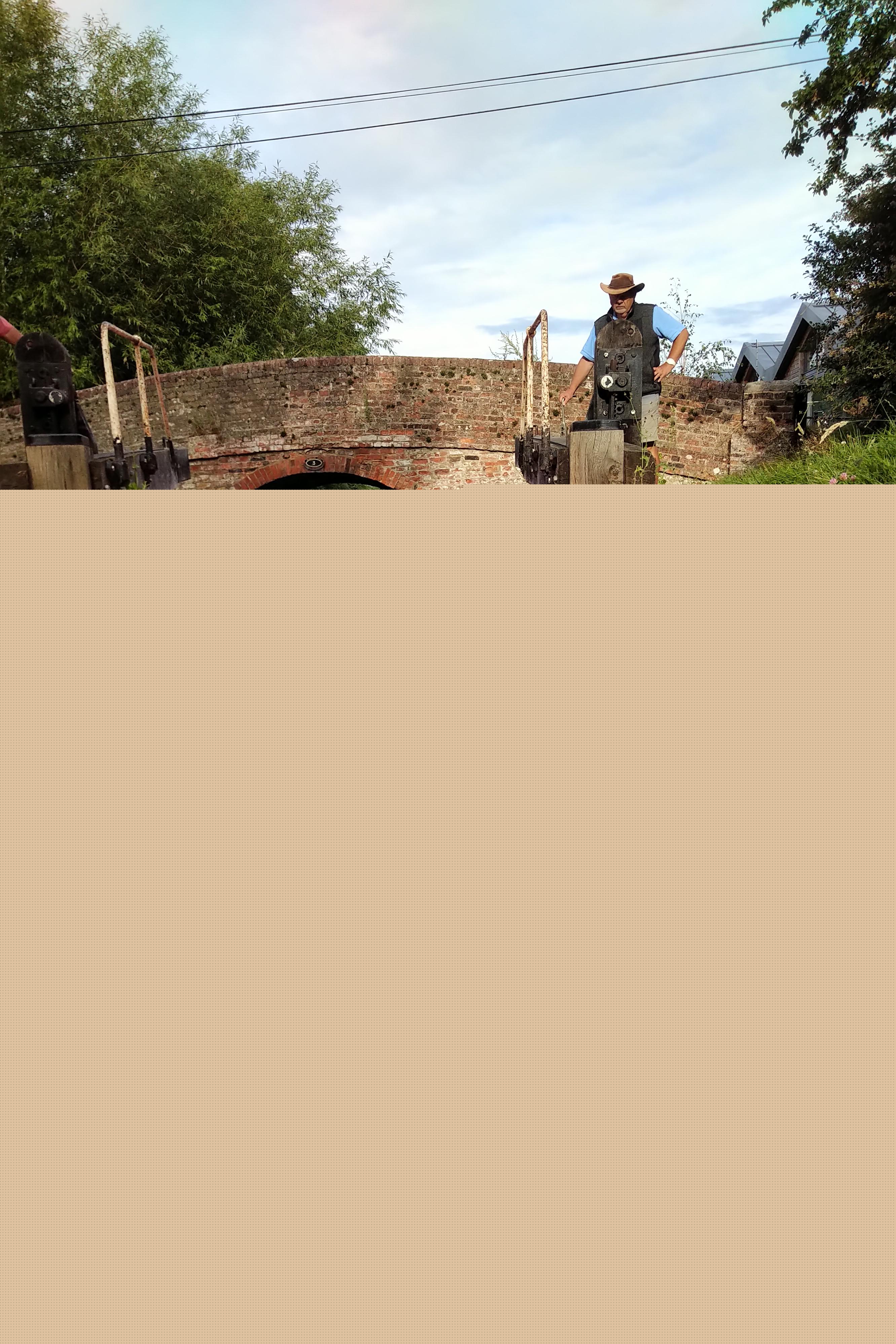 Tara Rose travelling1