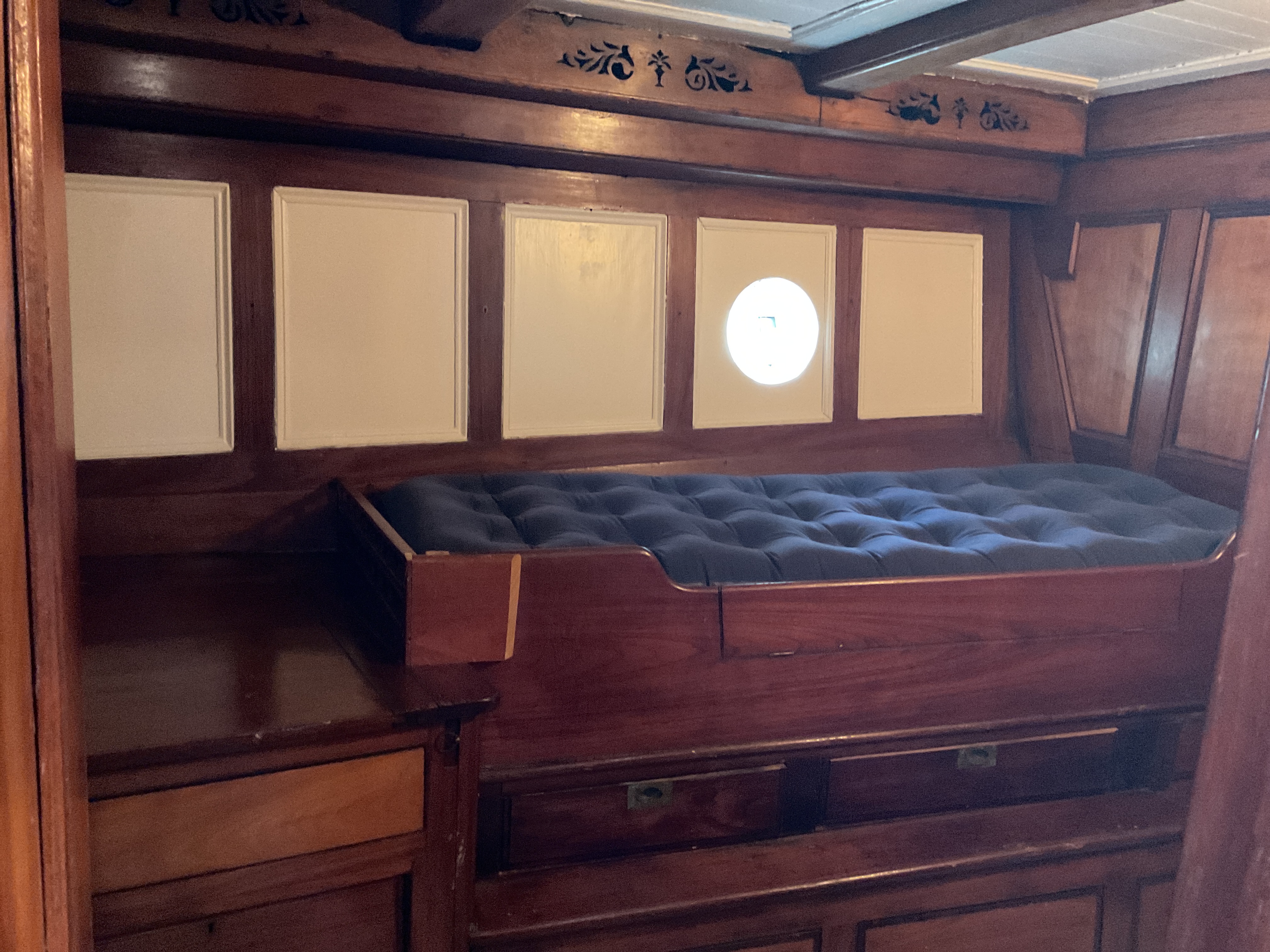 Hotspur's cabin